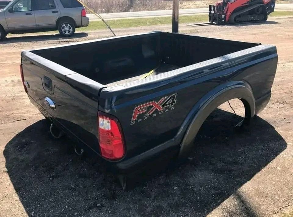 11-16 6'9" Ford F-250/F-350Super Duty Short Bed