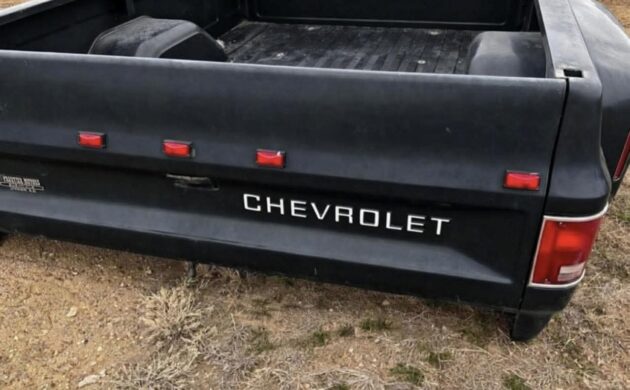 1973–1987 Chevy Squarebody Dually Bed - Rust-Free OEM Black Dual Rear Wheel Bed - Image 6