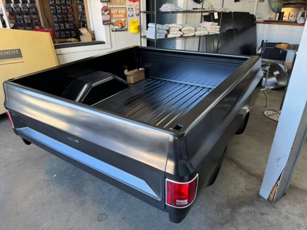 1981–1987 Chevy Squarebody Short Bed Fleetside Complete Kit - 6.5 ft OEM-Style Bed - Image 3