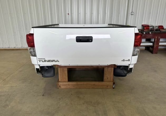 2007 Toyota tundra 6.5 ft Bed - Image 4