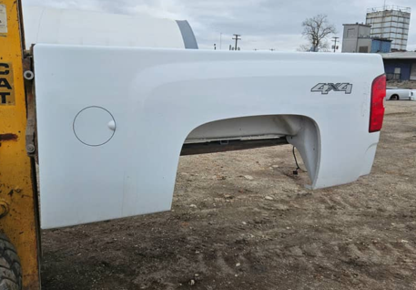 2007–2013 Chevrolet Silverado 1500/2500/3500HD 6'6" Short Bed - OEM White - Image 2