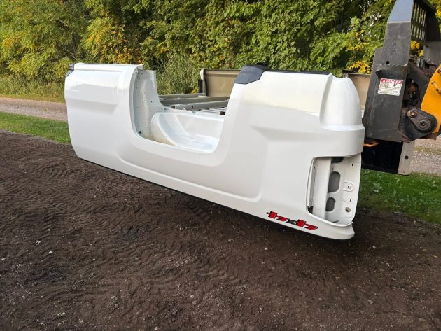 2014-2019 Chevy 8’ bed - Image 2