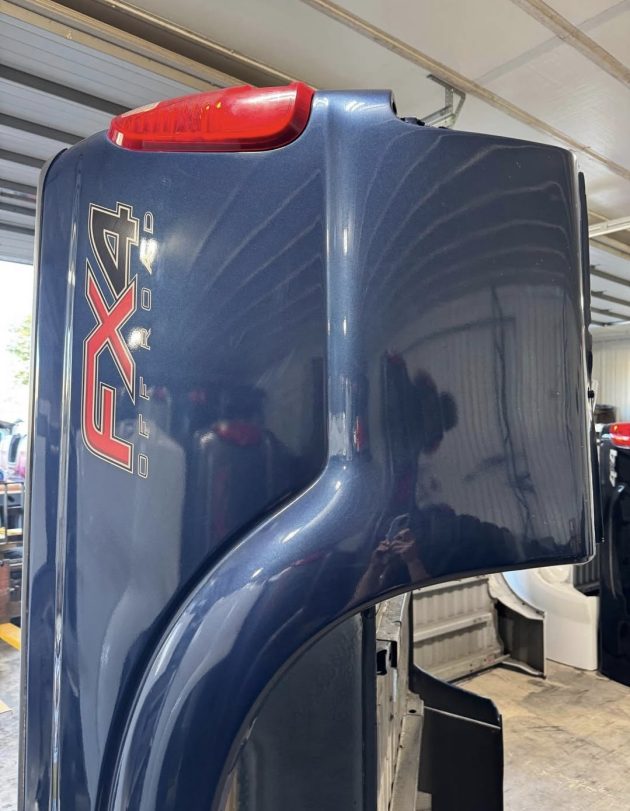 2014 F-350 8 ft truck bed - Image 7