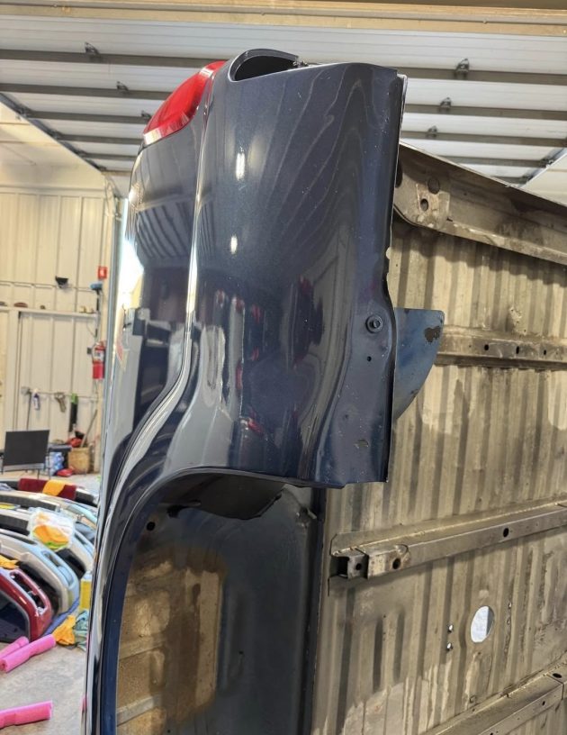 2014 F-350 8 ft truck bed - Image 8