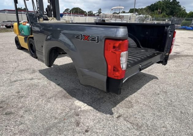 2022-2017 F-250 6’9 Bed - Image 5