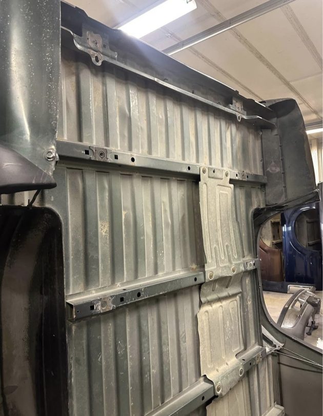 99-07 Chevy GMC 8 ft Bed - Image 6