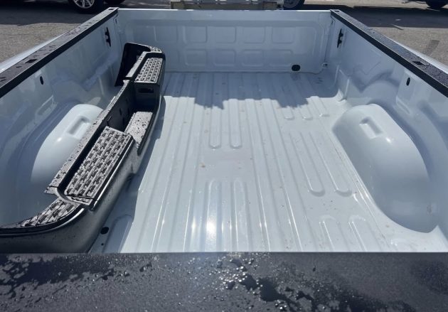 Brand new 2025 Dodge 3500 bed 8fr - Image 9
