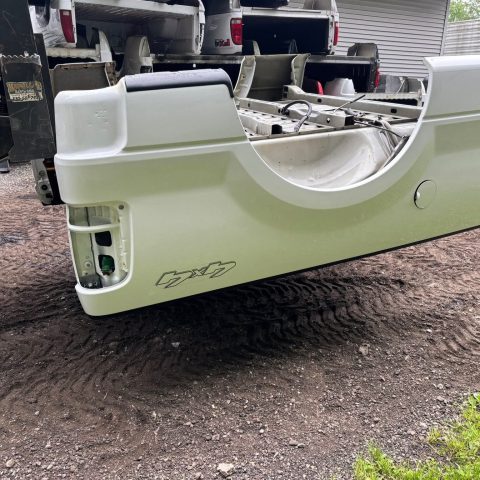 OEM 6.5-foot truck bed