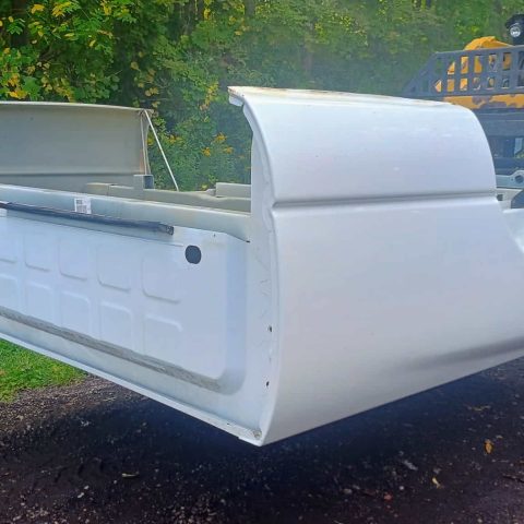 OEM 6.5-foot truck bed