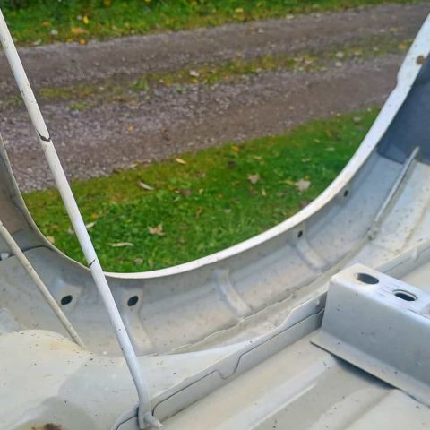 OEM 6.5-foot truck bed