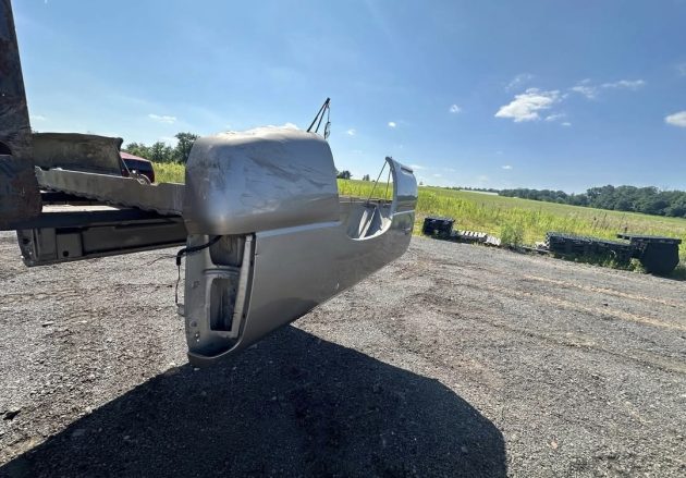 Rust free 99-06 Chevy/GMC 6.5 ft bed - Image 7