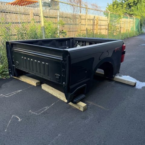 OEM 2023-2025 Super-Duty F250/F350 6’9” Includes Bed
