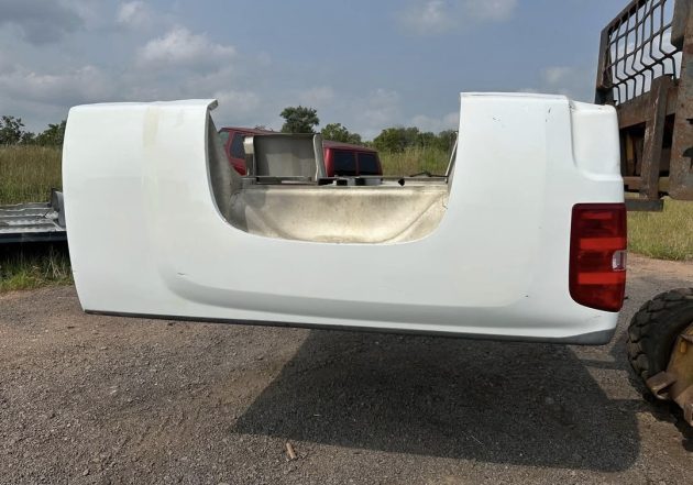 Rust free 07-13 Chevy Silverado 6.5 ft bed - Image 2