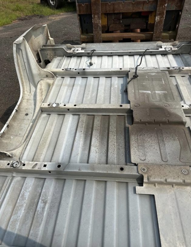 Rust free 07-13 Chevy Silverado 6.5 ft bed - Image 8