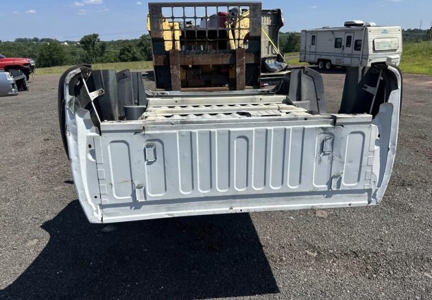 Rust free 04-12 Chevy Colorado extra short bed - Image 9