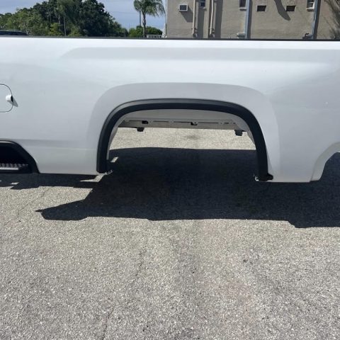 Fits 2025-2020 Silverado2500/3500 8ft Single Wheel Comes with bed
