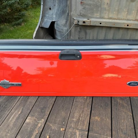 short bed for a 99-06 Super Duty Ford truck