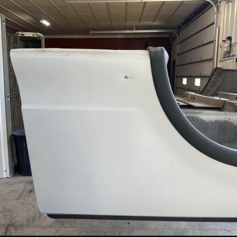 2000 F-150 6.5ft Bed Rust Free white in color. Fits 97-03