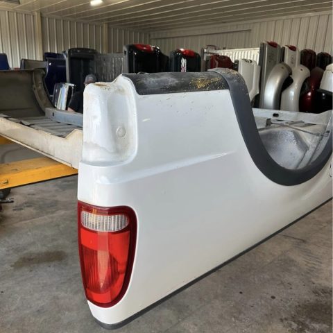 2000 F-150 6.5ft Bed Rust Free white in color. Fits 97-03
