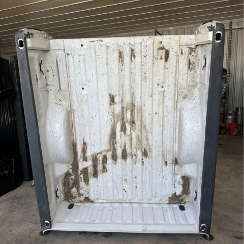 2000 F-150 6.5ft Bed Rust Free white in color. Fits 97-03